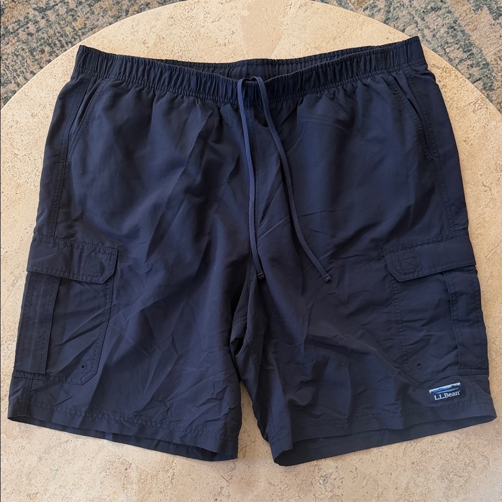 L.L. Bean XL Men's Dark Blue Cargo Swim Shorts trunks
